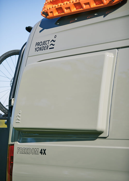 Mercedes Sprinter LWB 170" Side Pods