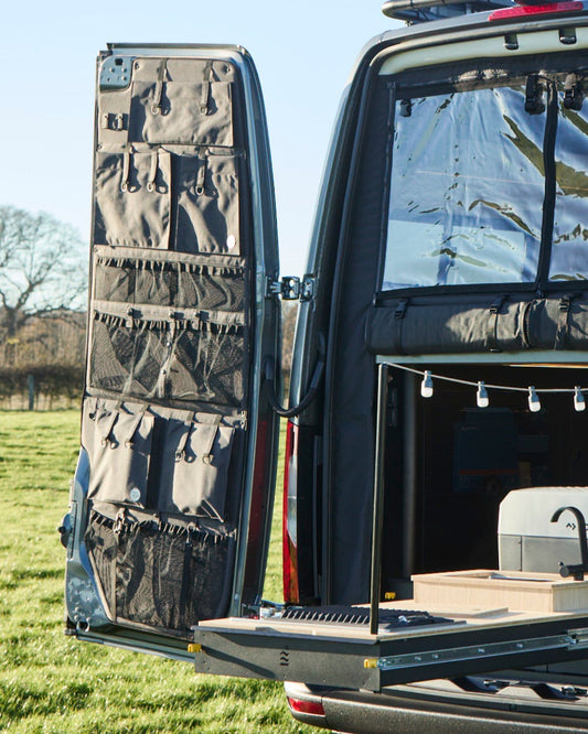 O/S 2018+ Mercedes Sprinter 180 degree hinges