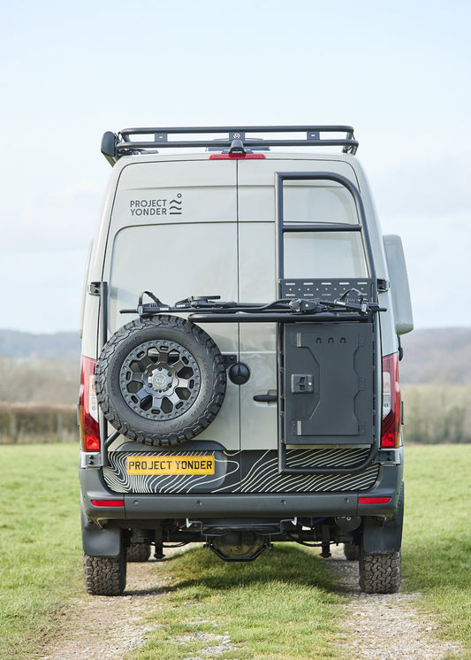 Mercedes Sprinter MWB 140" Side Pods