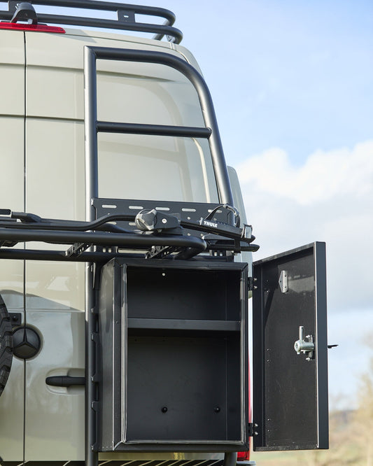 Cargo Box 700