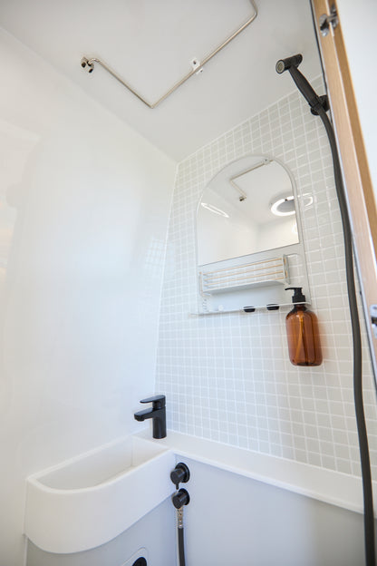 Hot Water Shower Set 'Dark Edition'