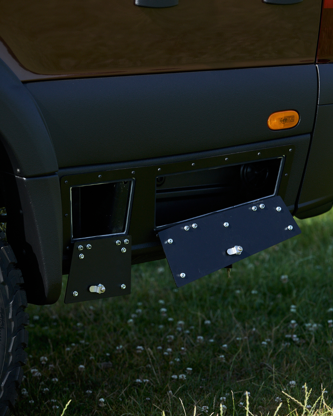 Agency 6 Rear Lockers – Long Wheel Base